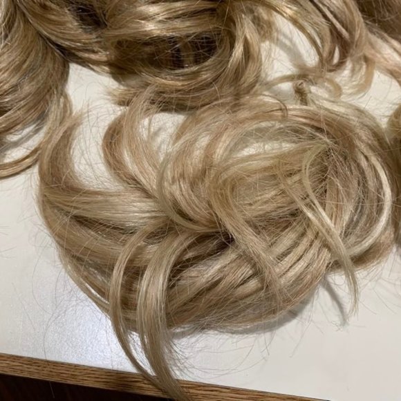 Lot of HAIR Add on EXTENSIONS New & Used Ponytail Holders Clip On Combs - Picture 6 of 7